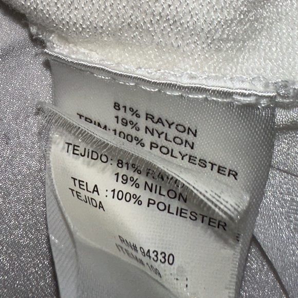 One A White Long Sleeve Tunic - Picture 6 of 6